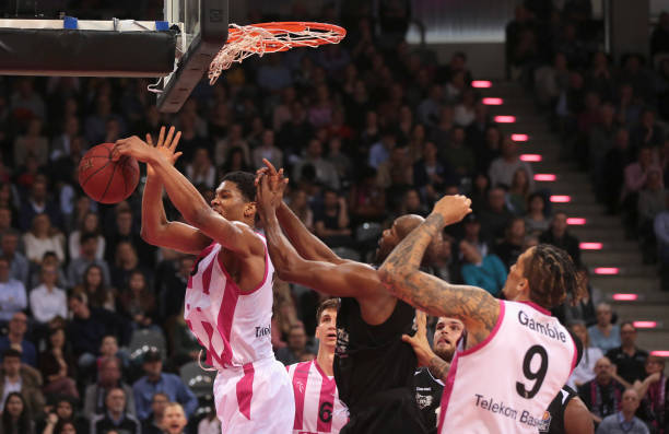 洛杉矶的训 洛杉矶的训